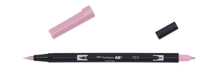 Oversiktsbilde av Tombow ABT Dual Brush 723 pink. Bakgrunnen er hvit. 